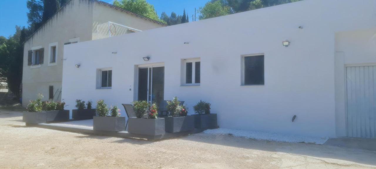 Bas De Villa Au Calme Marsilia Exterior foto